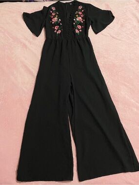 Women’s Floral Black Pink Flutter Sleeves Wide Leg Jumpsuit Size Small